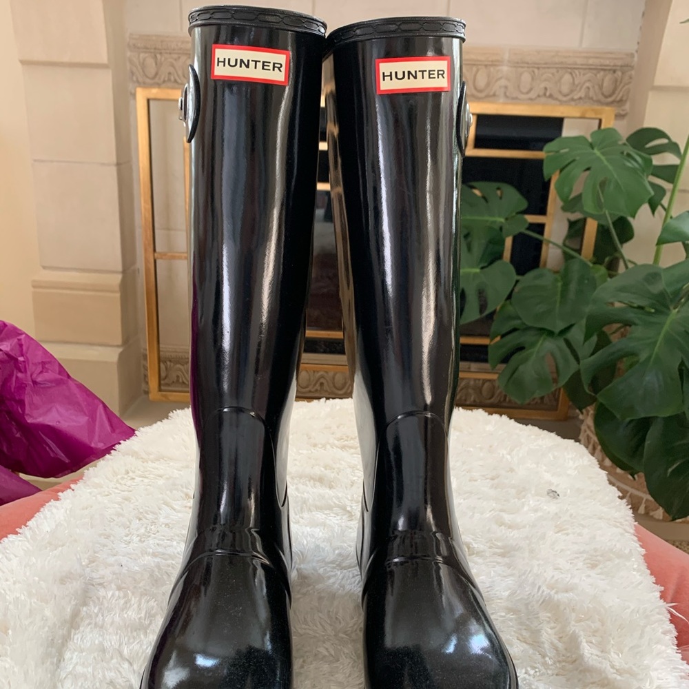 Hunter black rain boots